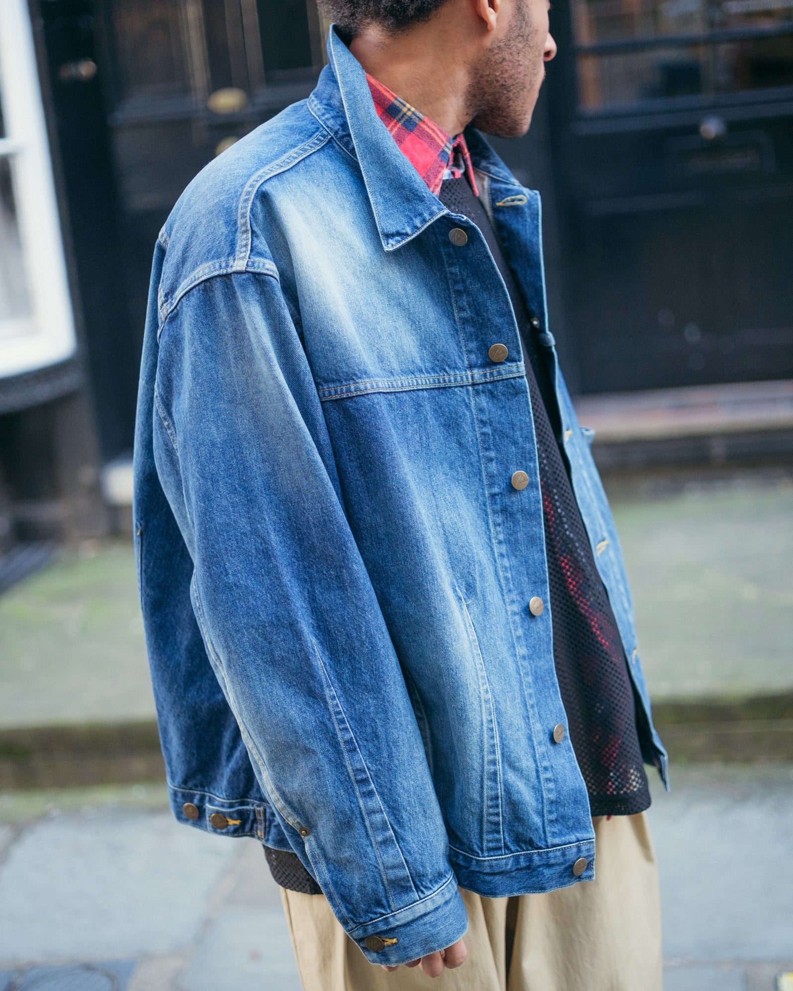 Darts Bottom Jean Jacket –  Indigo 12oz Denim - Image 2